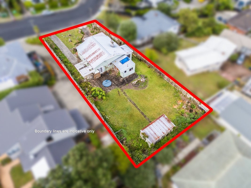 21 Northumberland Avenue, Hauraki, Auckland - Carousel 1