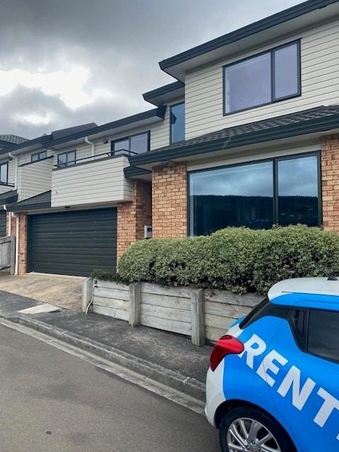 3A Duncan Street, Tawa, Wellington - Carousel 2