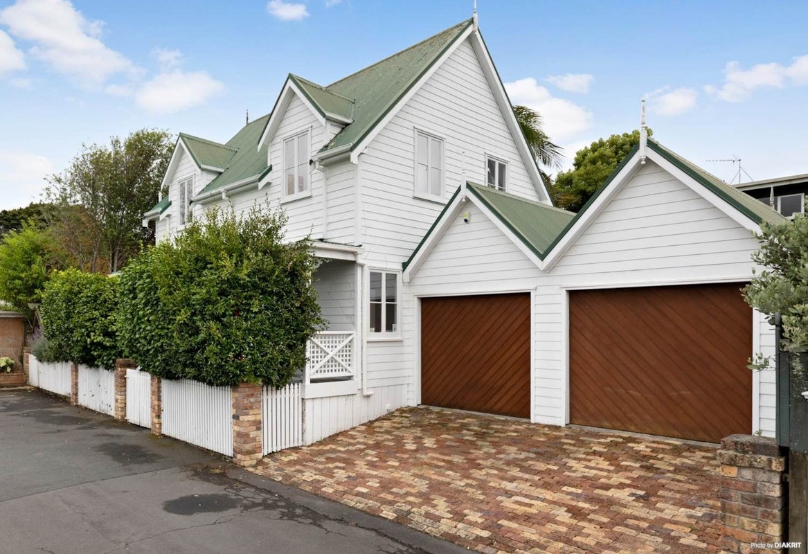 23C Pah Road, Epsom, Auckland - Carousel 1
