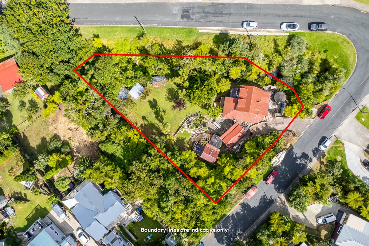 58 Stillwater Crescent, Stillwater, Silverdale - Carousel 2