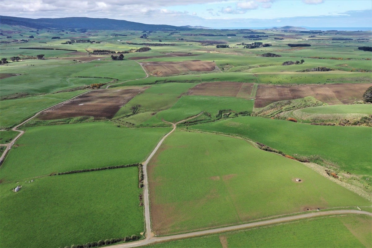 281 Frentz Road, Riverton - Carousel 2