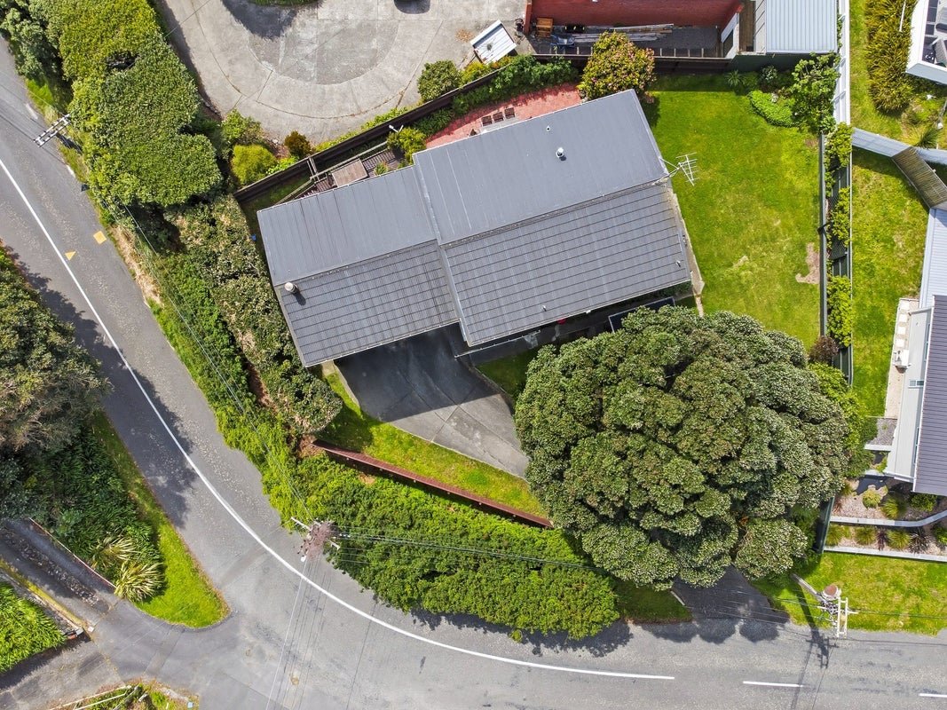 27 Nathan Avenue, Paraparaumu Beach, Paraparaumu - Carousel 24