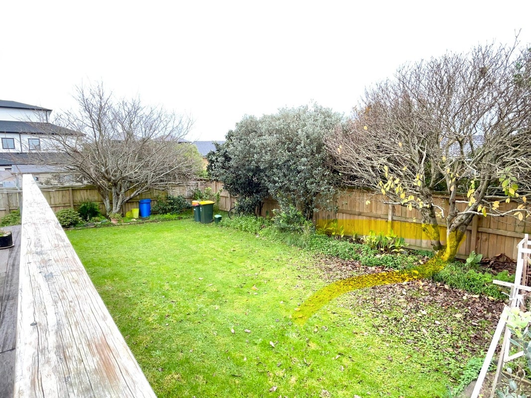 14 Rothwell Place, Sunnyhills, Auckland - Carousel 11