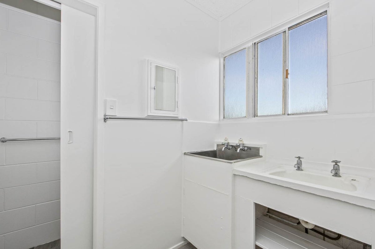 20B Arabi Street, Sandringham, Auckland - Carousel 10