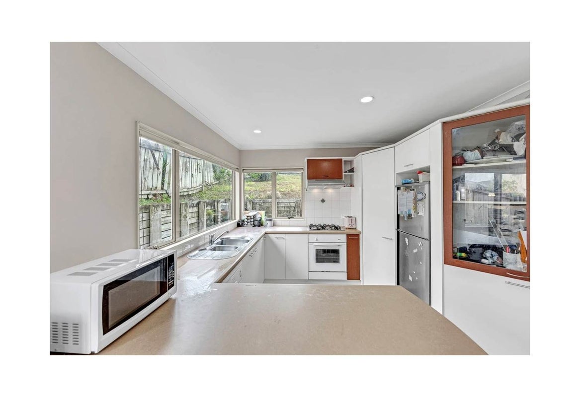 39A Chieftain Rise, Goodwood Heights, Auckland - Carousel 2