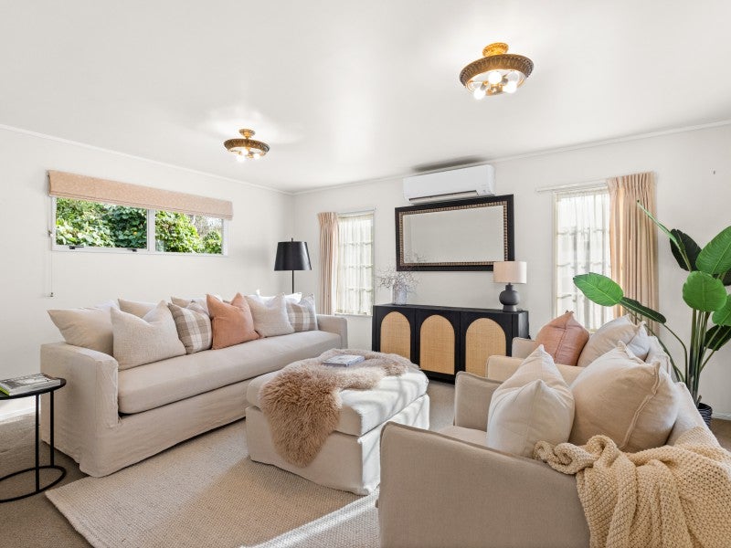6A Busby Place, Havelock North, Havelock North - Carousel 1