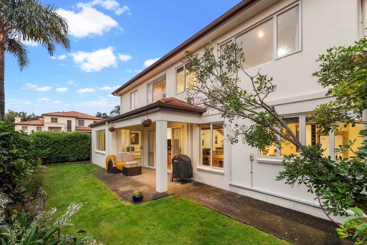 45 Coachman Drive, Flat Bush, Auckland - Carousel 2