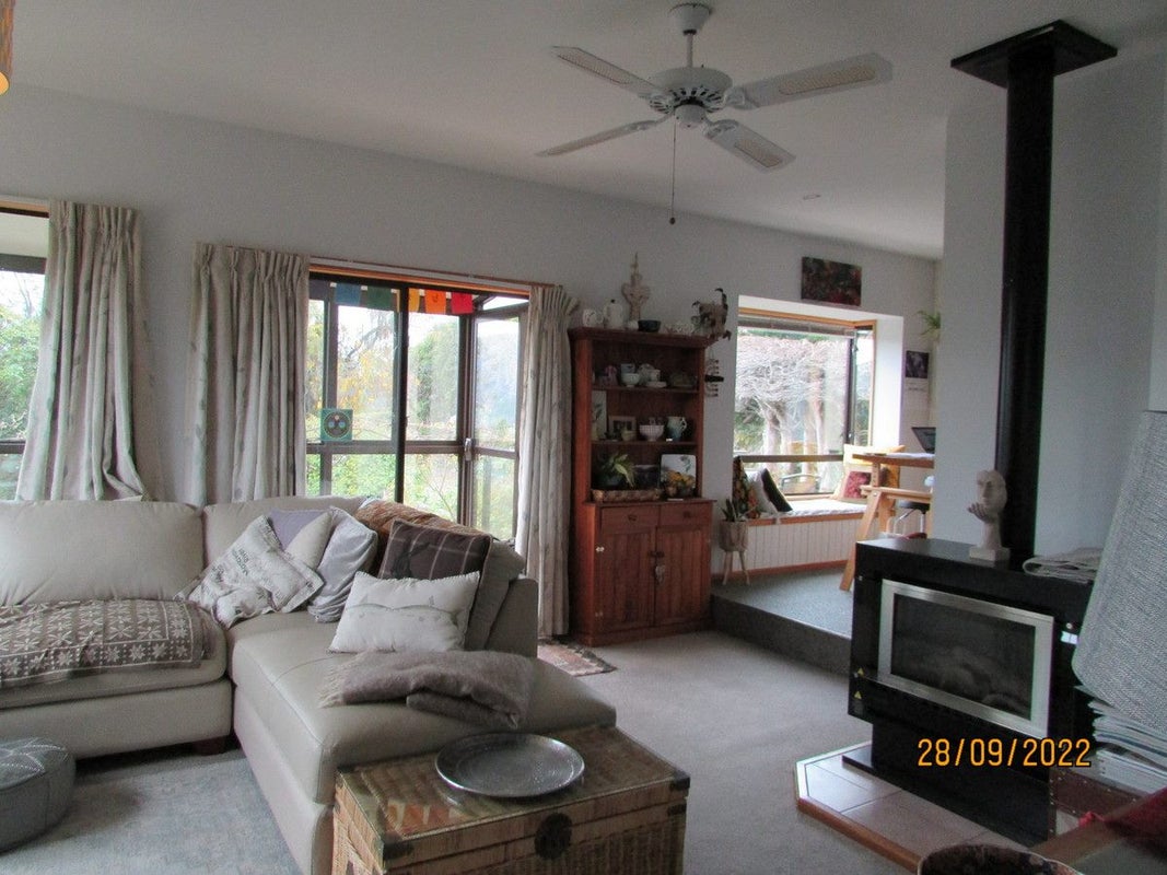 3 Kura Lane, Diamond Harbour, Lyttelton - Carousel 1