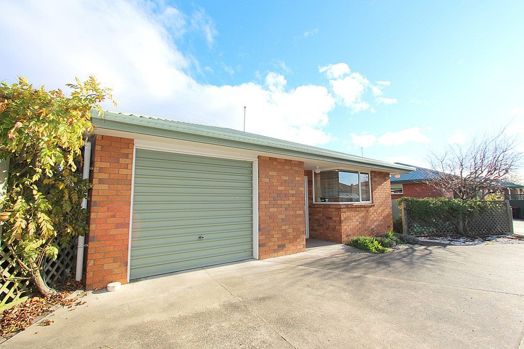 350 Tay Street, Turnbull Thomson Park, Invercargill - Carousel 2