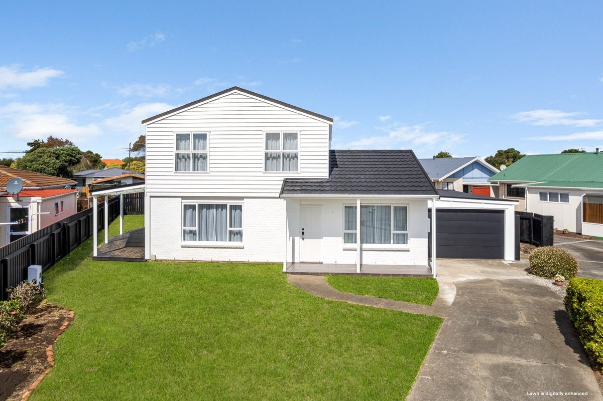 11 Avon Place, Springvale, Whanganui - Carousel 1