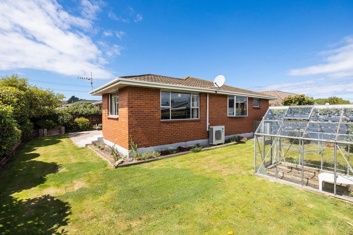 14B Ascot Street, Saint Kilda, Dunedin - Carousel 2
