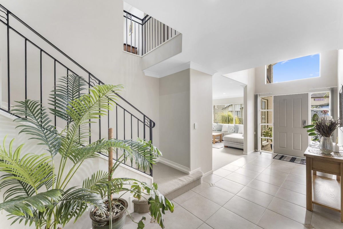 132 Cyril French Drive, Flat Bush, Manukau City, Auckland - Carousel 2
