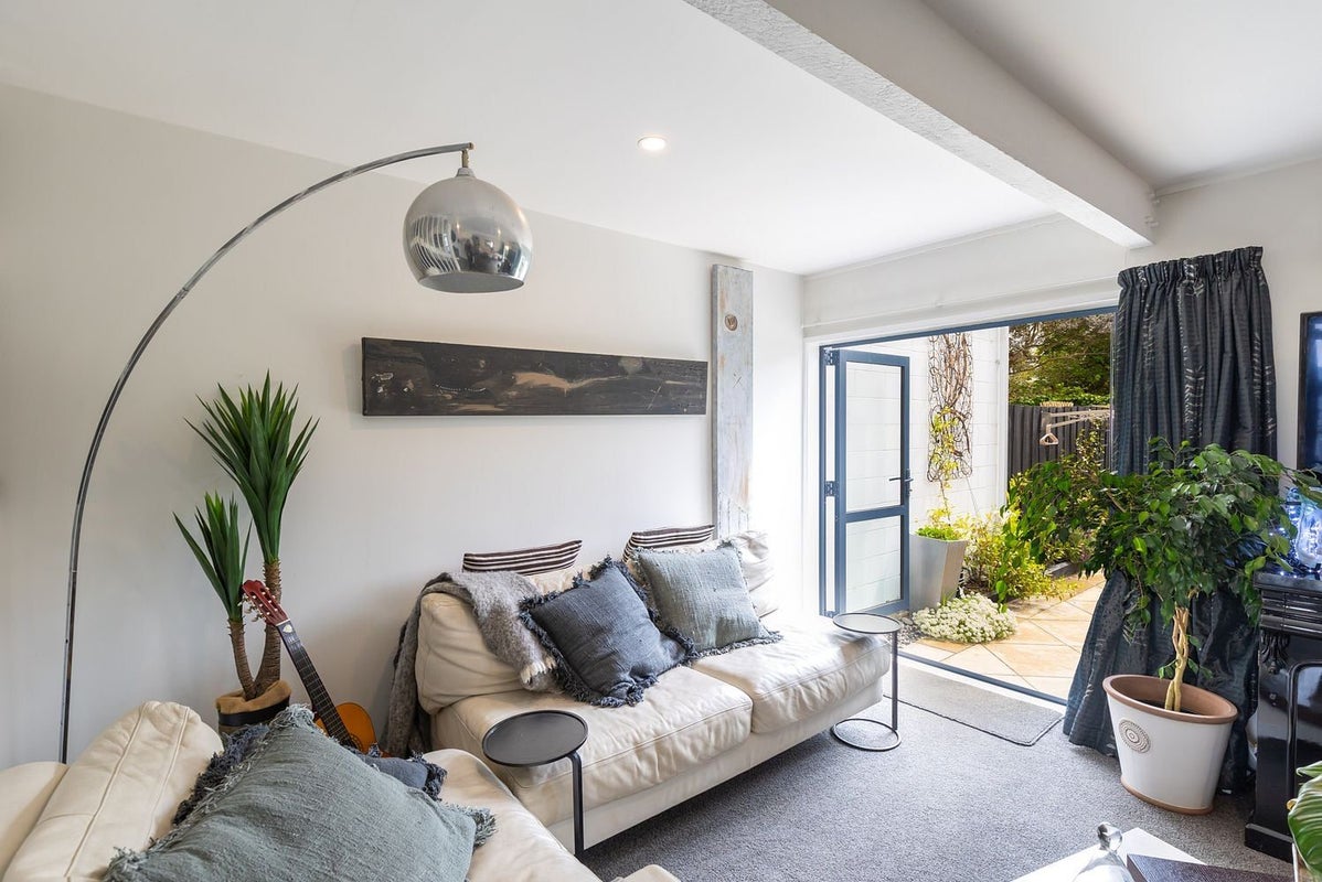 13/27 Cornwall Street, St Albans, Christchurch - Carousel 2