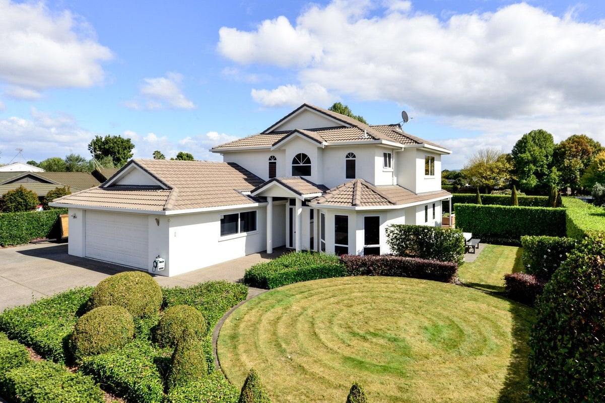 4 Charles Henry Place, Harrowfield, Hamilton - Carousel 1
