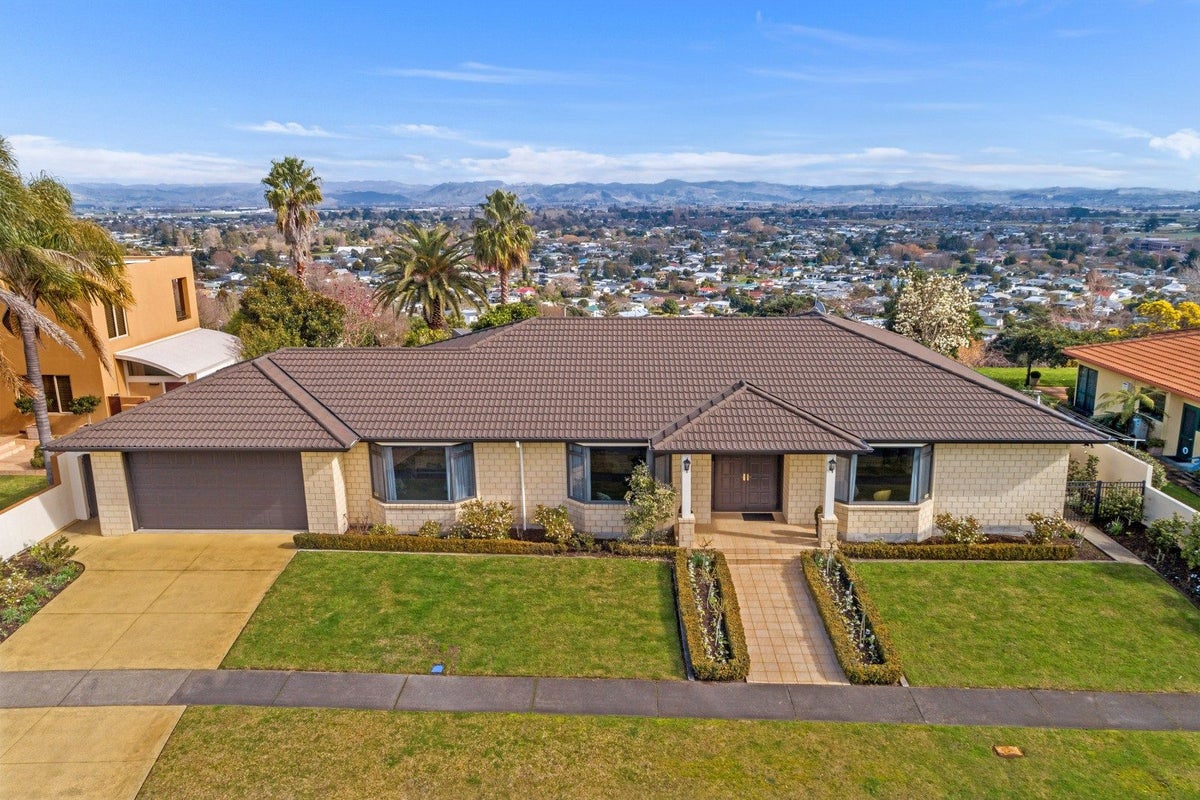 6 Diana Avenue, Mangapapa, Gisborne, Gisborne - Carousel 1