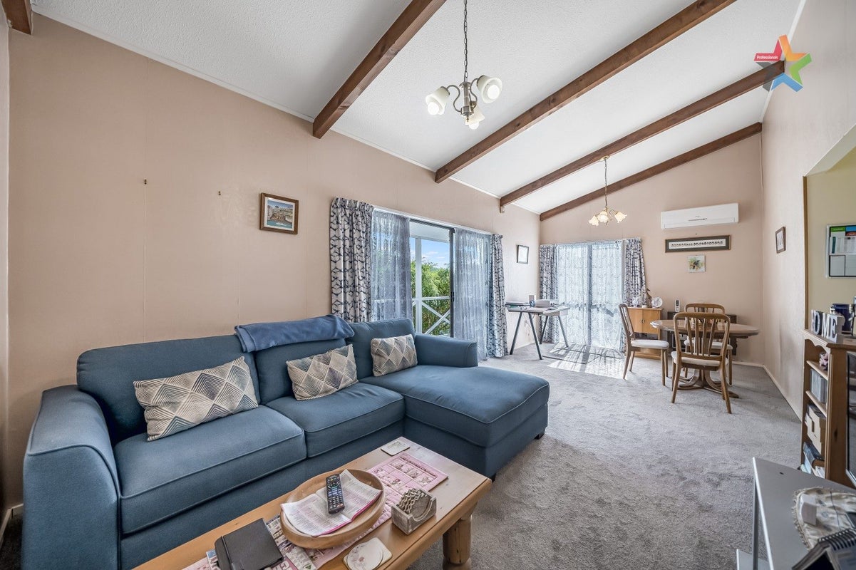 11 Robson Street, Stokes Valley, Lower Hutt - Carousel 2