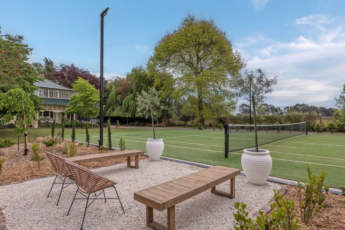 68 Curries Road, Christchurch - Carousel 2