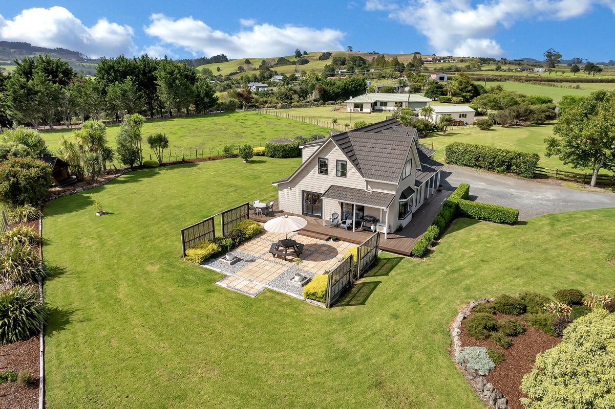 26 Matarau Road, Kamo - Carousel 2