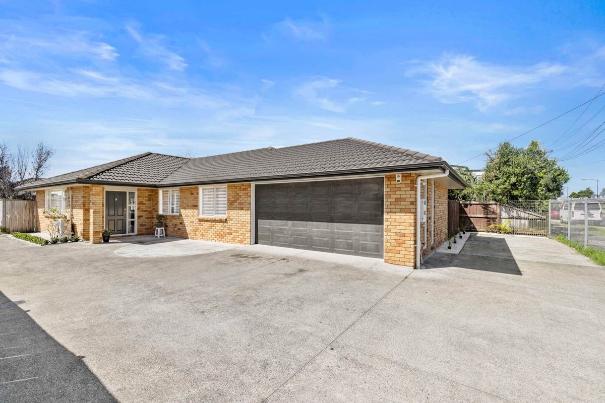 28E Airfield Road, Takanini, Auckland - Carousel 1