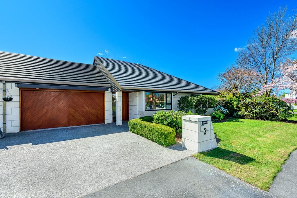 3 Harlech Mews, Avonhead, Christchurch - Carousel 1