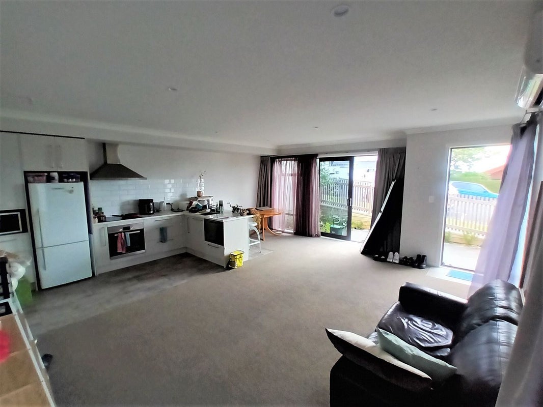 4/25 Thackeray Street, Hamilton Lake, Hamilton - Carousel 2