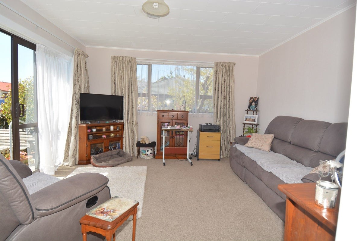 1/17 Biggar Street, Strathern, Invercargill - Carousel 2