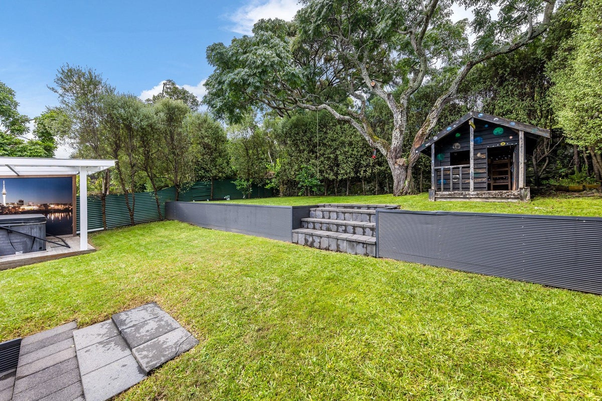 32 Kowhai Street, Mount Eden, Auckland - Carousel 2