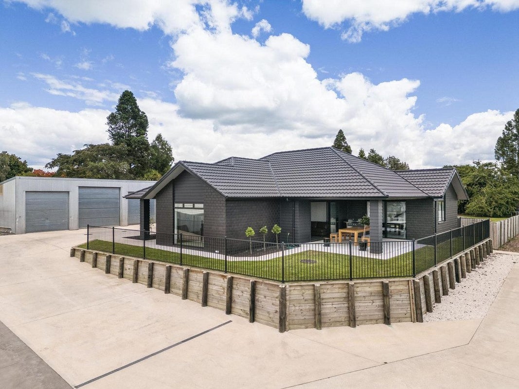 19A Rolleston Street, Kihikihi, Te Awamutu - Carousel 1
