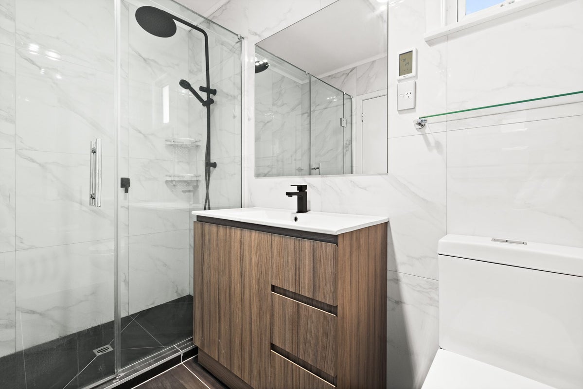 15A Shackleton Street, Maraenui, Napier - Carousel 2