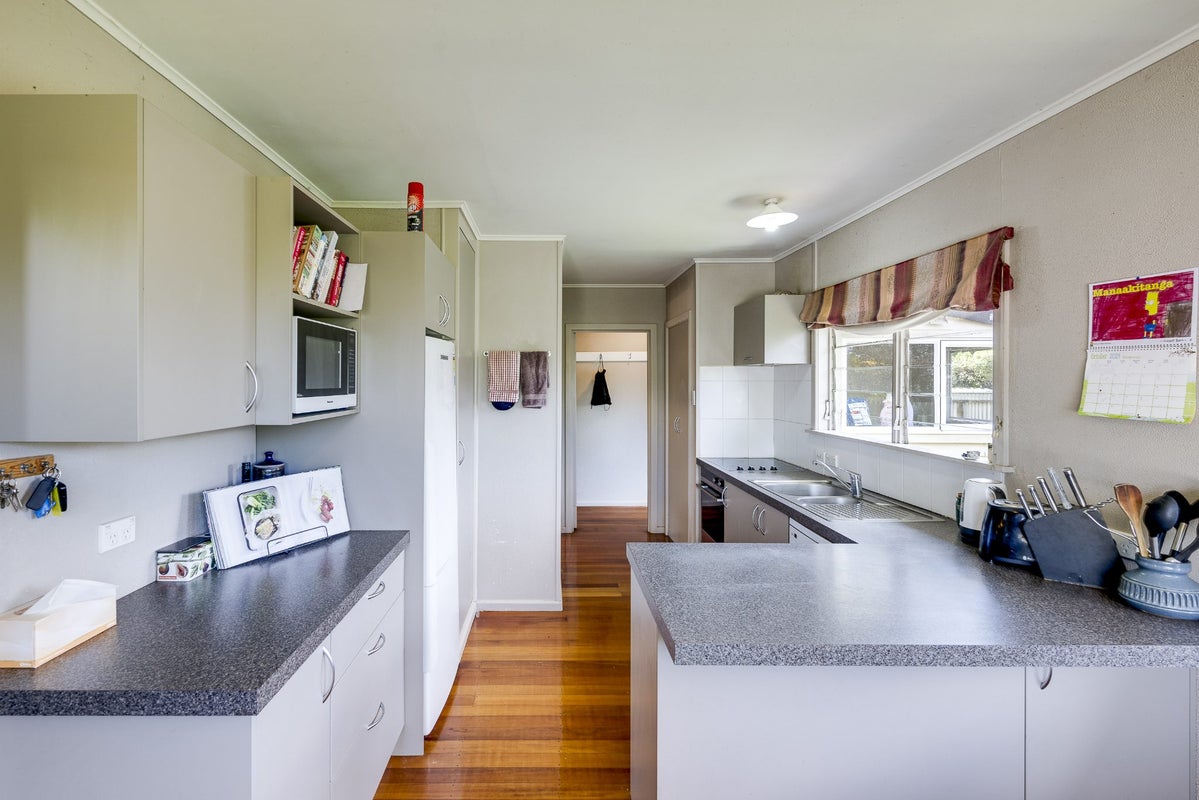 7 Trent Street, Taradale, Napier - Carousel 2