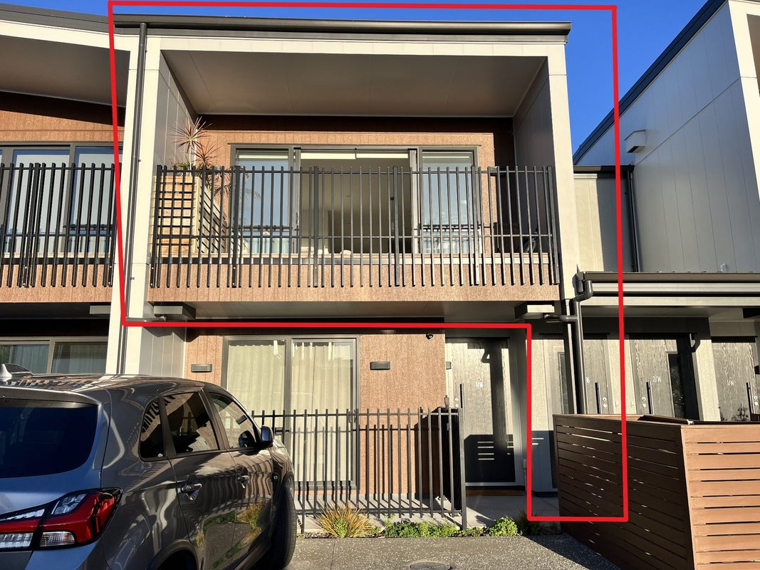 2/16 Unga Place, Beachlands, Auckland - Carousel 2