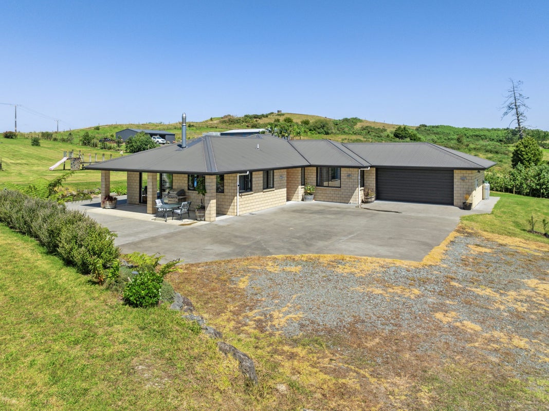 269 Tavinor Road, Whangarei - Carousel 31