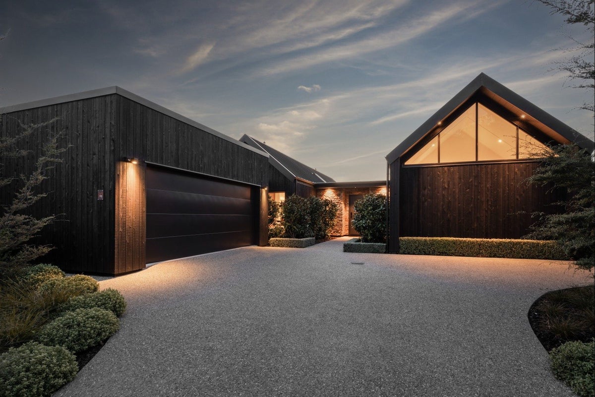 4 Kerrera Lane, Jacks Point, Queenstown - Carousel 1