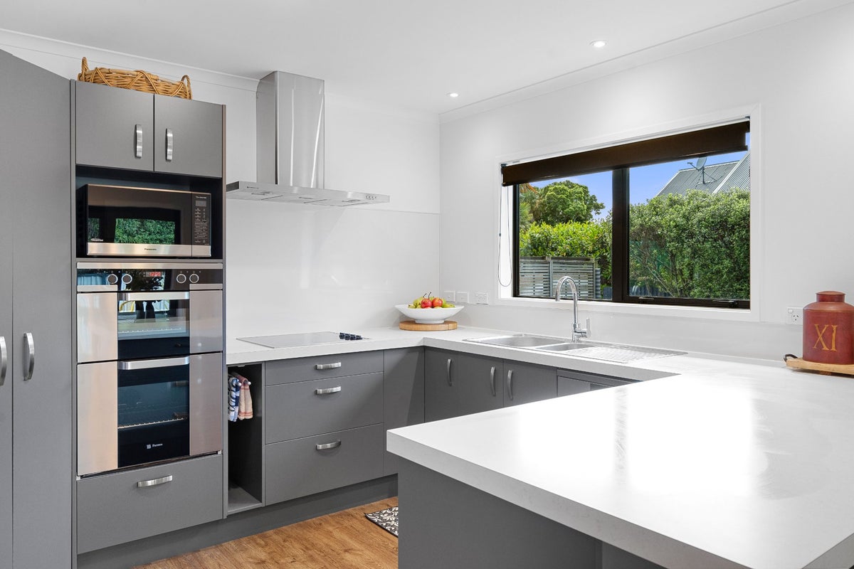 1 Gimson Street, Solway, Masterton - Carousel 2