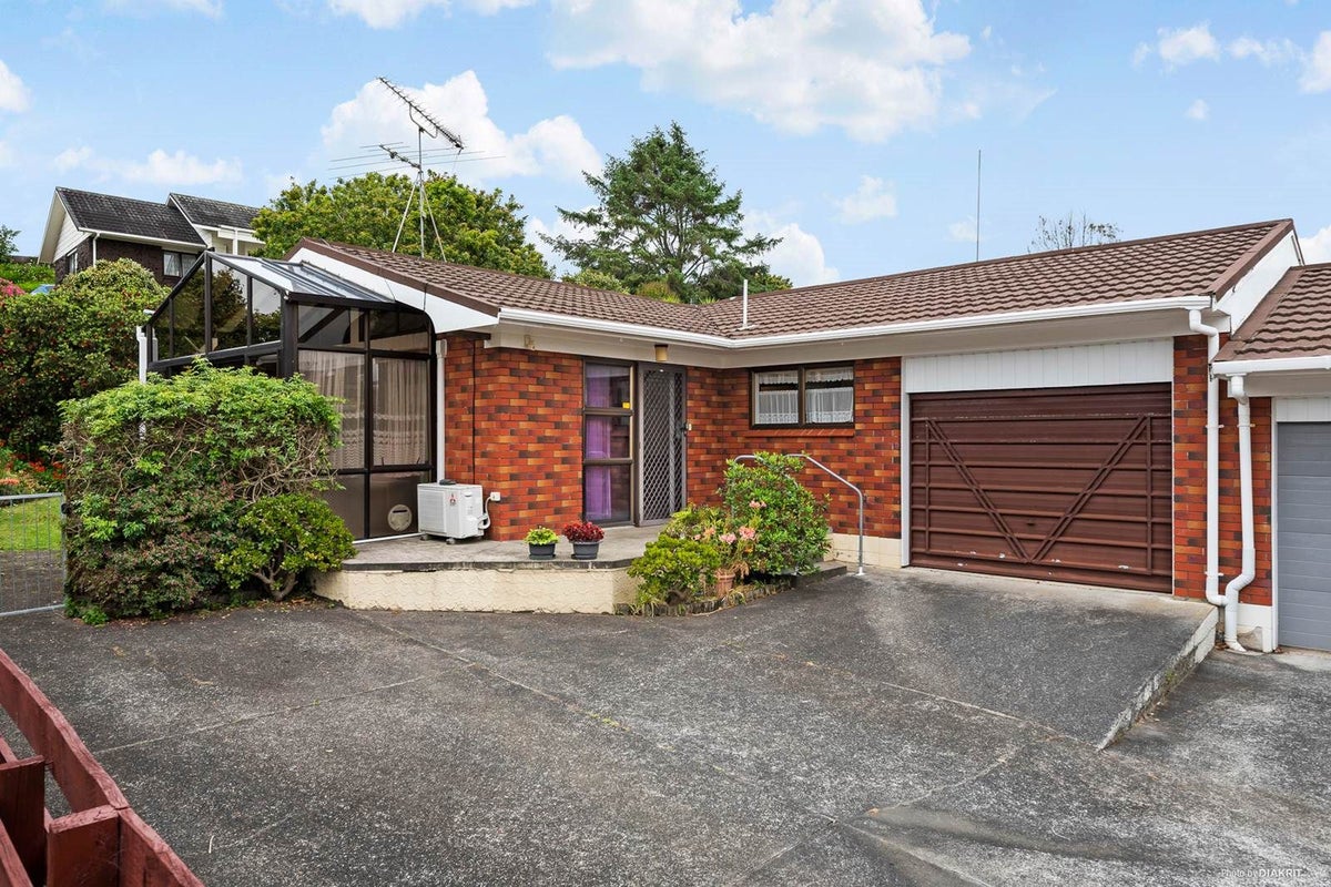 5B Civic Place, Waiuku, Waiuku - Carousel 1