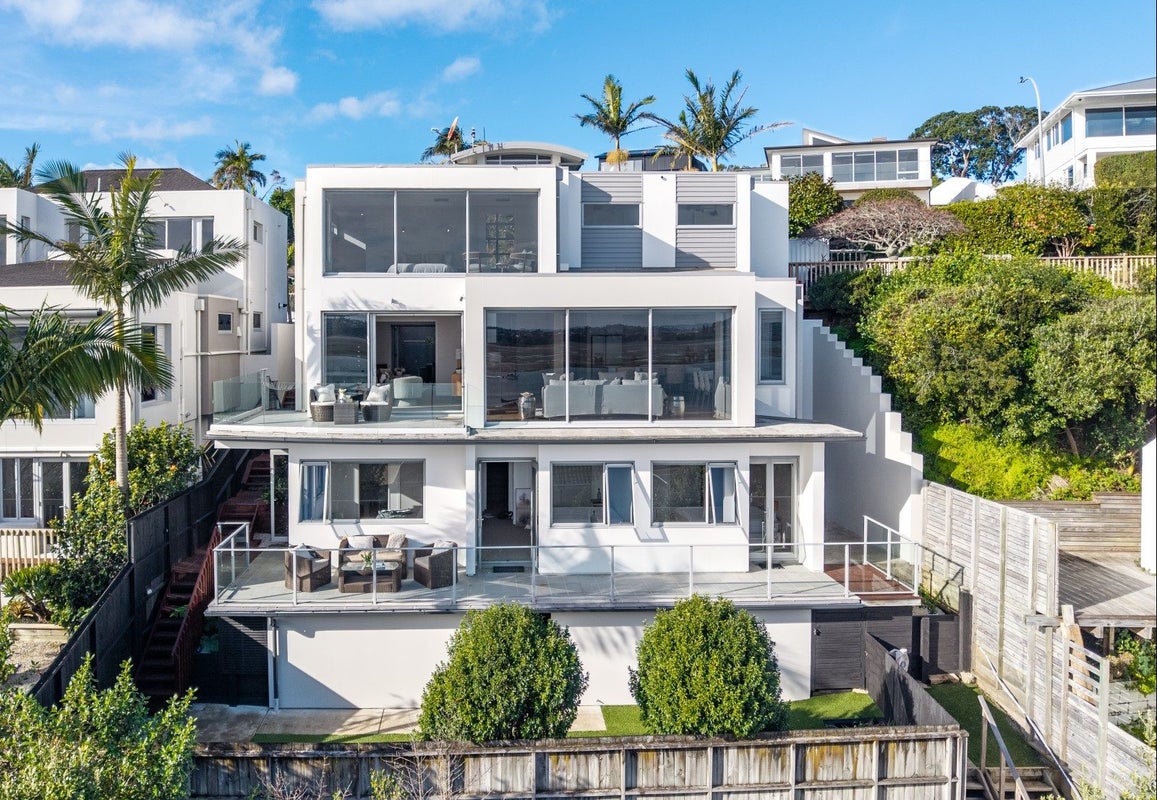5A Bucklands Beach Road, Bucklands Beach, Auckland - Carousel 1