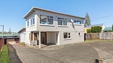 162 White Swan Road, Mount Roskill, Auckland - Carousel 1