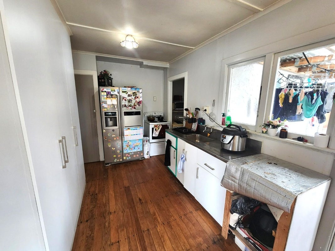 58 Otumoetai Road, Judea, Tauranga - Carousel 2