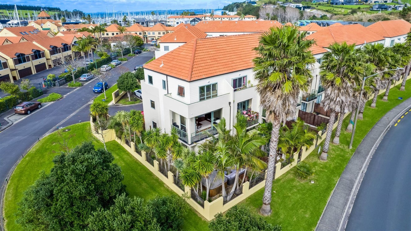 2 Waterside Crescent, Gulf Harbour, Whangaparaoa - Carousel 1