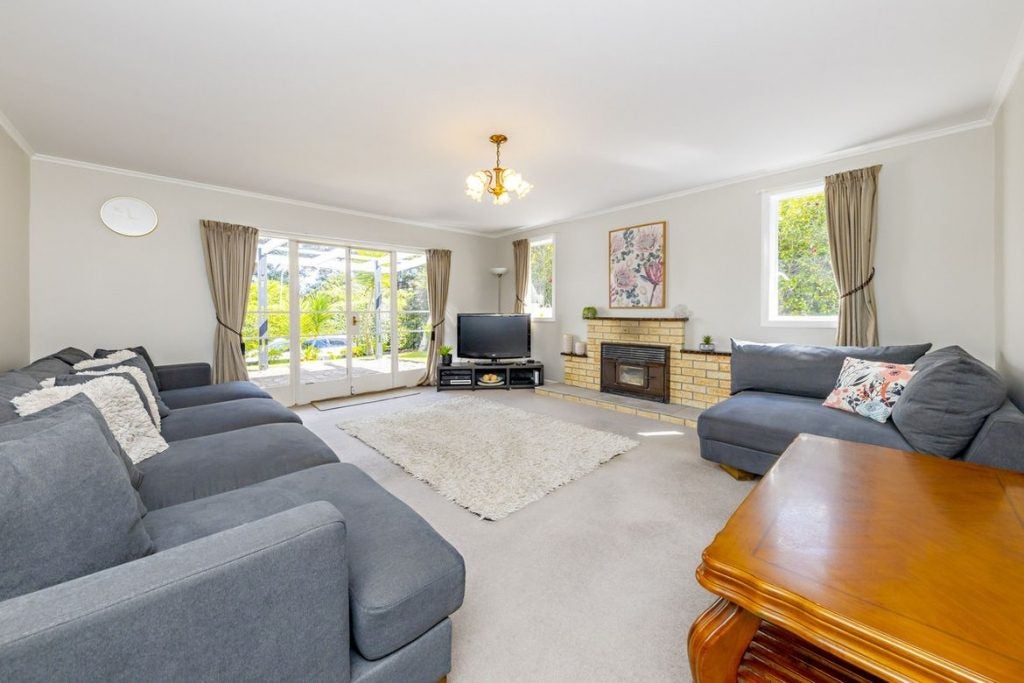 50 Claude Road, Hillpark, Auckland - Carousel 2