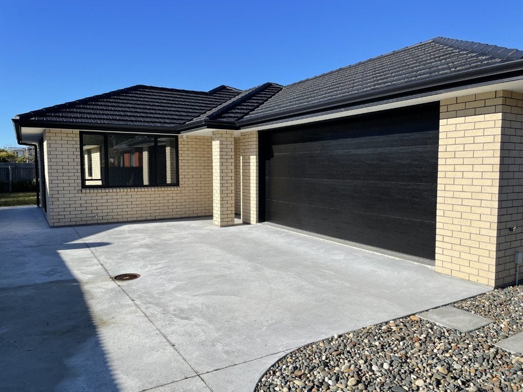 215 Queens Drive, Windsor, Invercargill - Carousel 16
