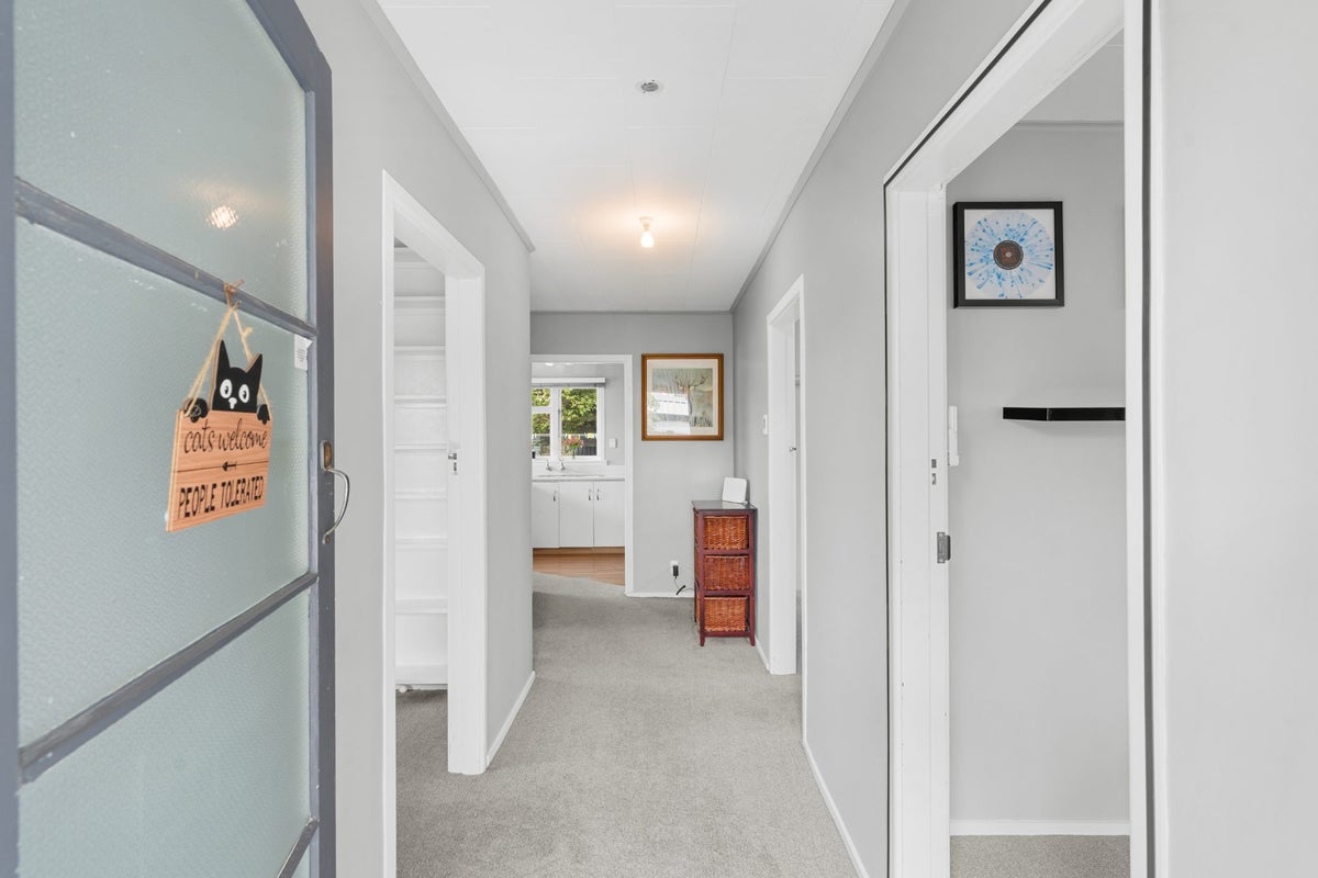 2 Reginald Street, Burwood, Christchurch - Carousel 2