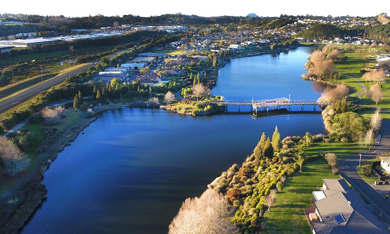 1 Shea Lane, Pyes Pa, Tauranga - Carousel 20