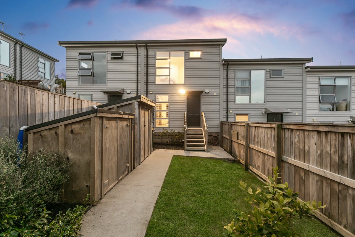 3 Kaneke Place, Glen Eden, Auckland - Carousel 34