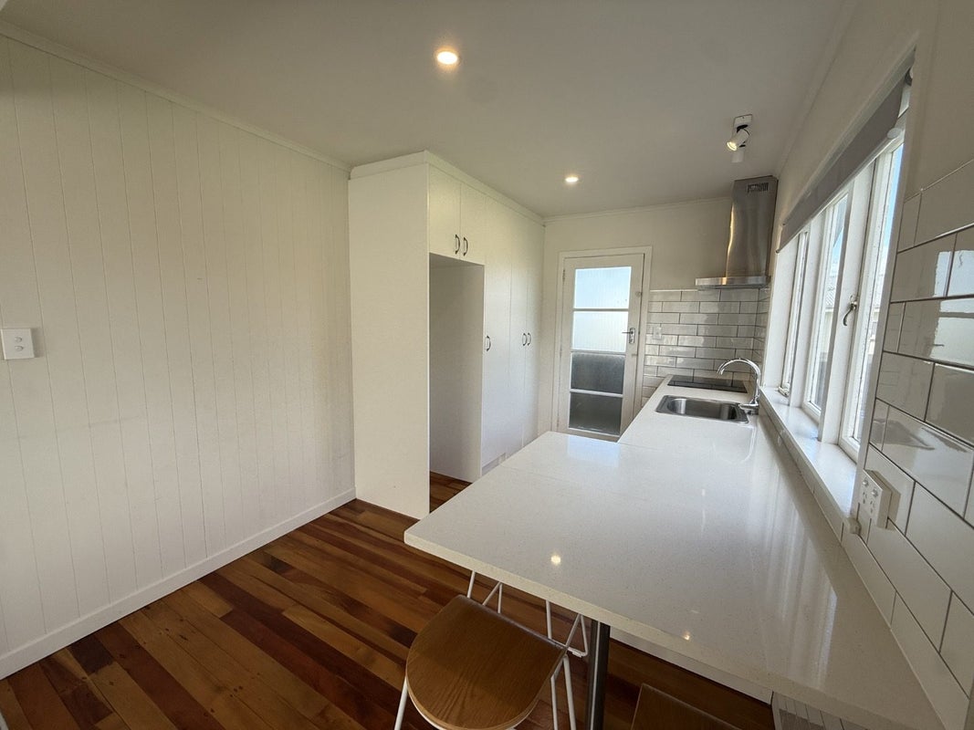 2 Fleet Street, Waiuku - Carousel 2