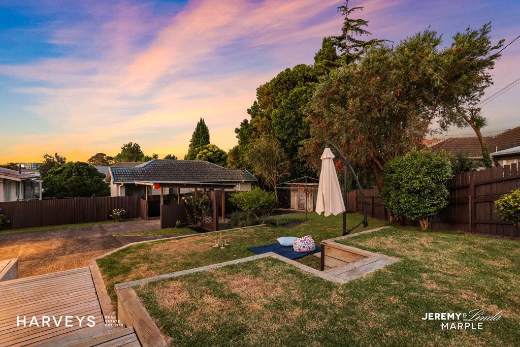 120 Vodanovich Road, Te Atatu South, Auckland - Carousel 26