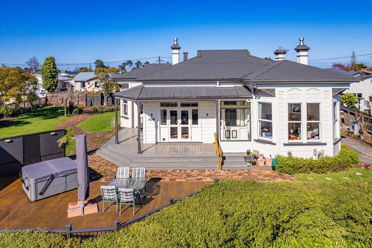 11 Stark Street, Durie Hill, Whanganui - Carousel 32