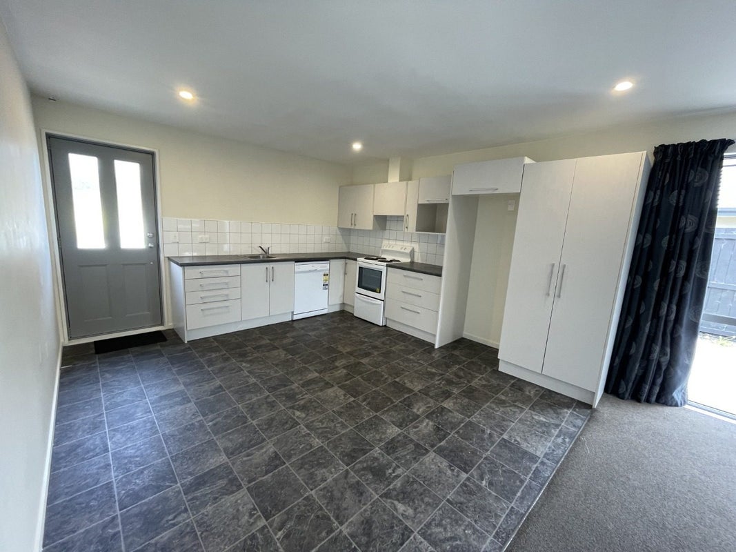 347 Gloucester Street, Linwood, Christchurch - Carousel 2