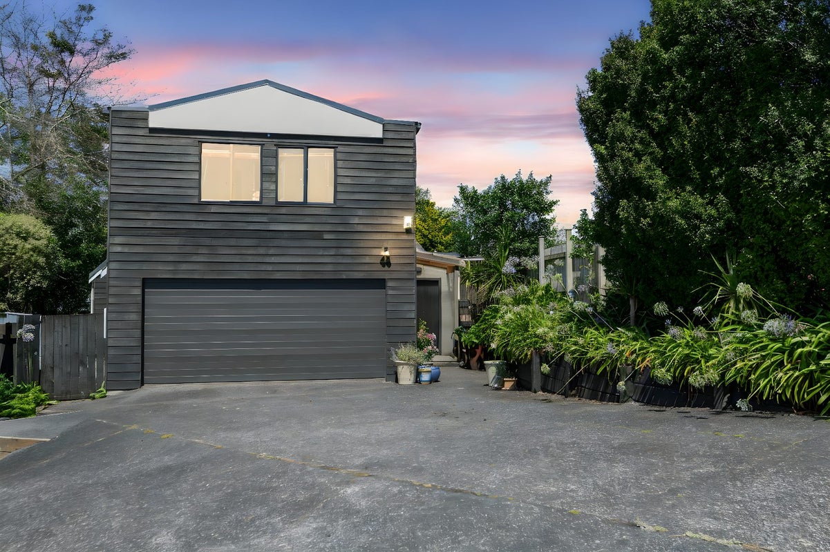 1/64 Centorian Drive, Windsor Park, Auckland - Carousel 2