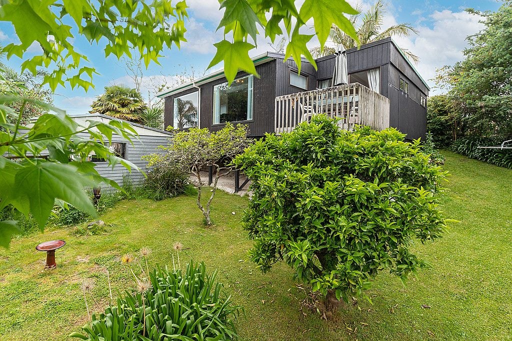 23A Cornel Circle, Snells Beach, Snells Beach - Carousel 1